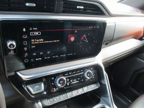 Certified 2024 GMC Sierra 1500 Denali w/ Denali Reserve Package image 29