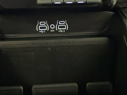 Used 2025 RAM 1500 Big Horn AWD/4WD image 32