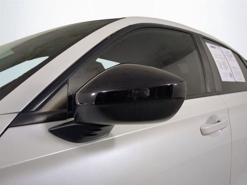 Used 2023 Honda Civic Sport image 12