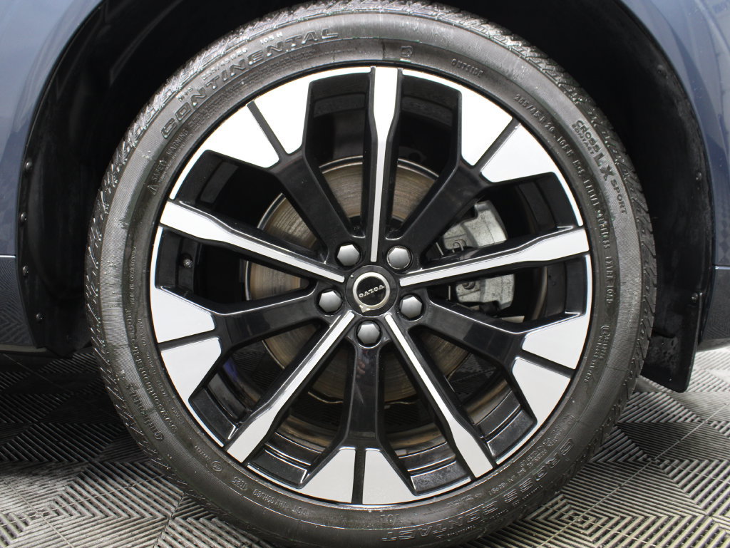 Used 2026 Volvo XC60 B5 Plus w/ Protection Package Premier AWD/4WD image 13