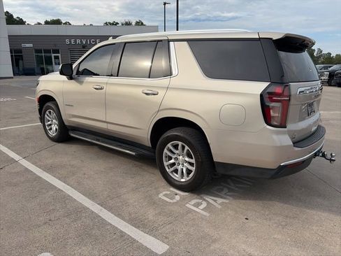 Used 2022 Chevrolet Tahoe LT w/ Luxury Package AWD/4WD image 5
