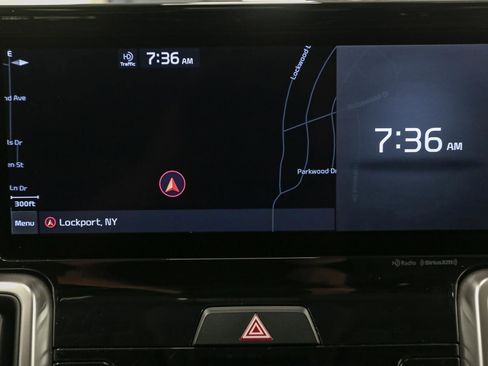 Used 2022 Kia Sorento S w/ Panoramic Sunroof Package AWD/4WD image 27