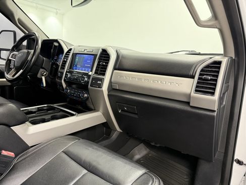 Used 2021 Ford F250 Lariat w/ Lariat Value Package image 34