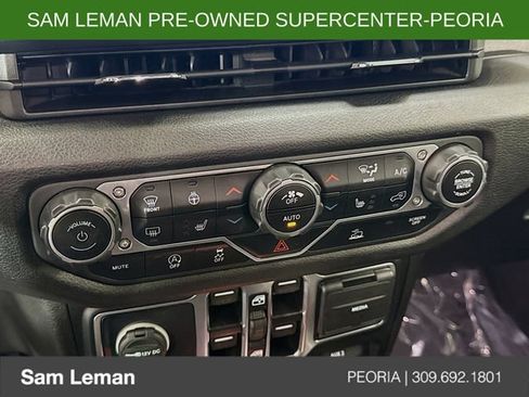 Used 2024 Jeep Wrangler Unlimited Sport AWD/4WD image 15