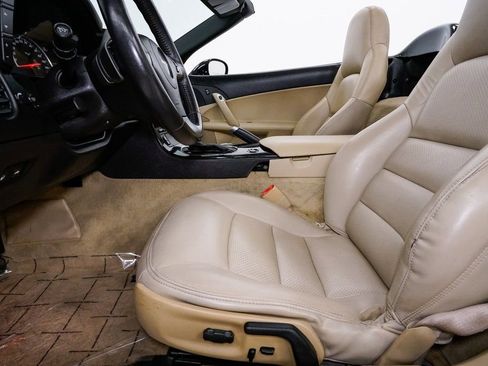 Used 2008 Chevrolet Corvette Convertible w/ Preferred Equipment Group image 13