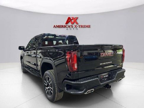 Used 2022 GMC Sierra 1500 AT4 w/ AT4 Premium Package AWD/4WD image 4