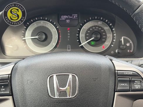 Used 2017 Honda Odyssey EX-L image 33