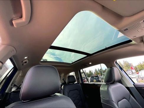 New 2025 Volkswagen Atlas SE image 26