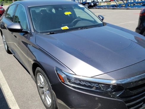 Used 2019 Honda Accord LX image 4