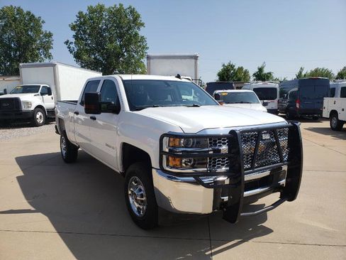 Used 2019 Chevrolet Silverado 2500 W/T w/ WT Convenience Package AWD/4WD image 5