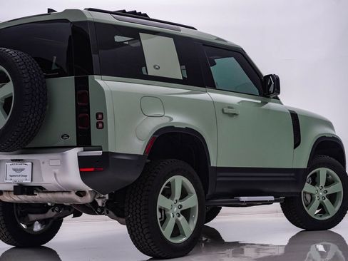 Used 2023 Land Rover Defender 110 75th Limited Edition AWD/4WD image 10