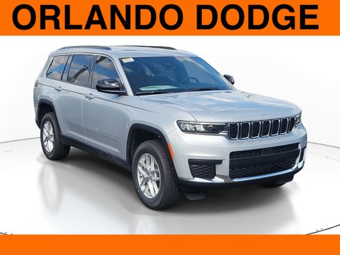 New 2026 Jeep Grand Cherokee L Laredo image 2