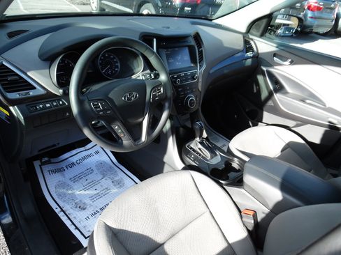 Used 2018 Hyundai Santa Fe Sport w/ 2.4L Value Package 02 image 11