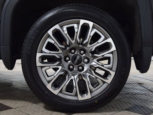 Used 2024 GMC Sierra 1500 Denali Ultimate image 29