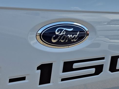 Used 2022 Ford F150 XLT w/ Equipment Group 302A High image 30