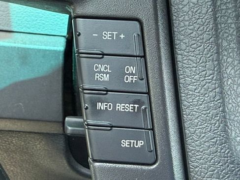 Used 2011 Ford F150 XLT RWD image 10