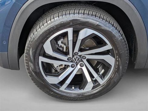 Used 2020 Volkswagen Atlas Cross Sport SEL Premium image 26