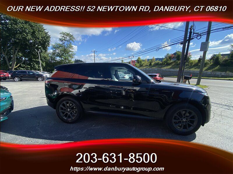 Used 2024 Land Rover Range Rover Sport SE AWD/4WD image 10