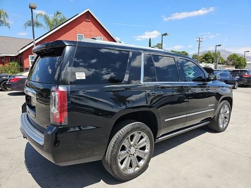 Used 2017 GMC Yukon Denali w/ Open Road Package AWD/4WD image 3