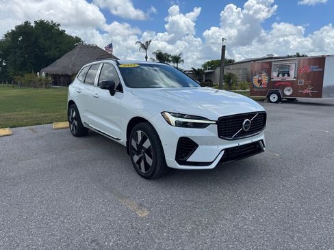 Used 2025 Volvo XC60 T8 Plus w/ Protection Package Premier AWD/4WD image 1