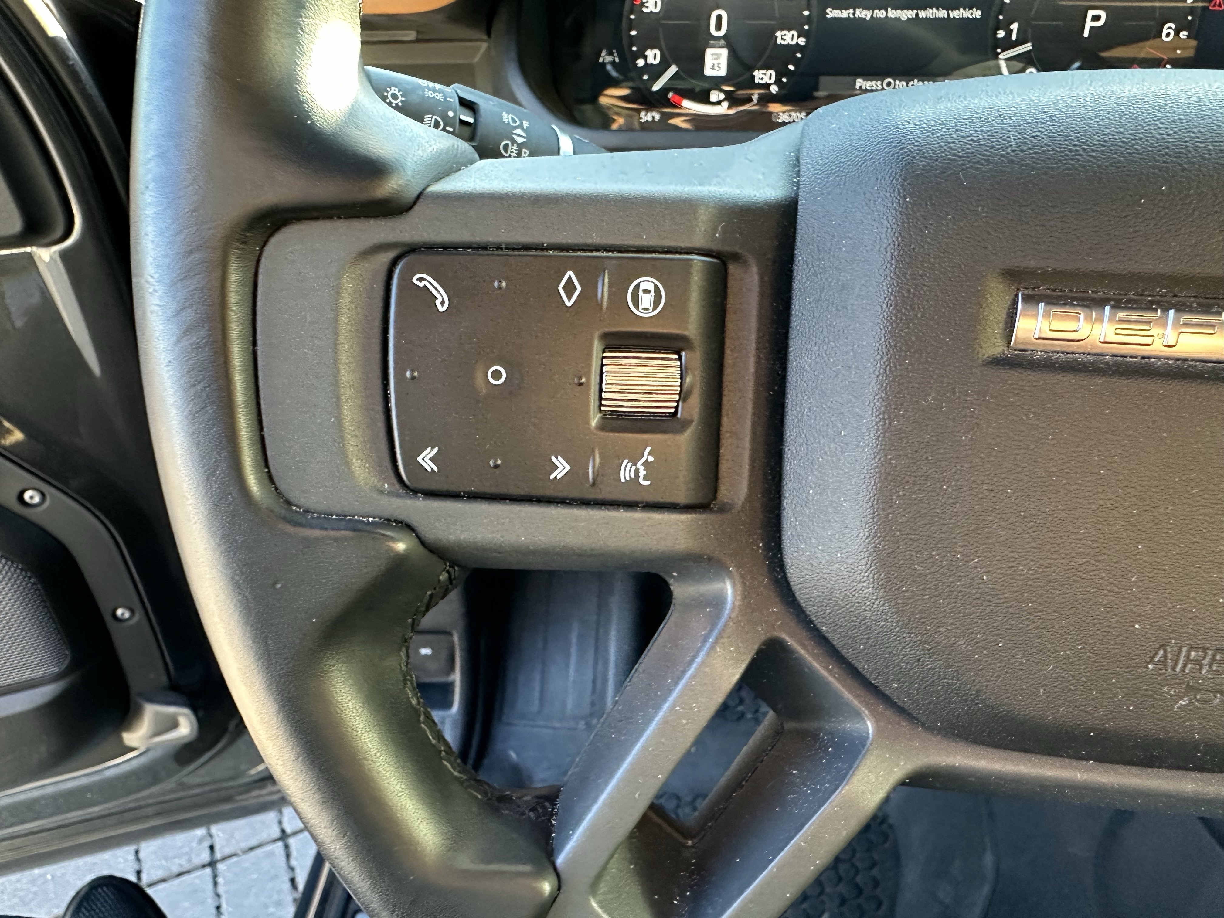 Certified 2024 Land Rover Defender 110 X-Dynamic SE AWD/4WD image 20