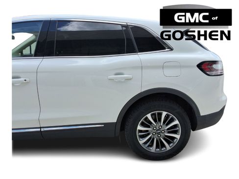 Used 2022 Lincoln Nautilus AWD w/ Premium Package image 6