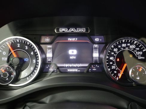 Used 2022 RAM 1500 Big Horn image 8