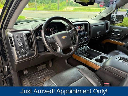 Used 2016 Chevrolet Silverado 1500 LTZ AWD/4WD image 8