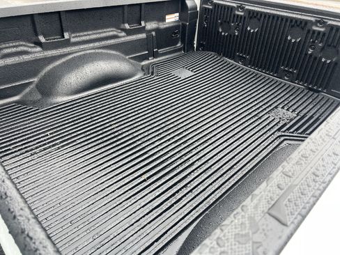 New 2026 Nissan Frontier SV image 21