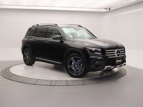 New 2026 Mercedes-Benz GLB 250 GLB 250 image 1