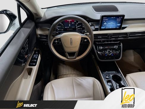 Used 2022 Lincoln Corsair AWD w/ Equipment Group 101A image 25