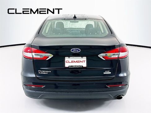 Certified 2020 Ford Fusion SE image 7