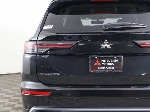 New 2026 Mitsubishi Outlander SE FWD image 15