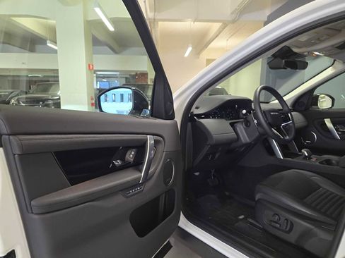 Certified 2025 Land Rover Discovery Sport S image 19