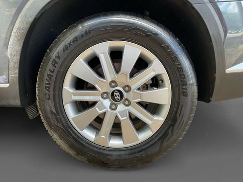 Used 2024 Hyundai Palisade SEL AWD/4WD image 8