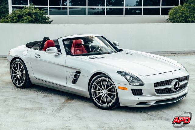 Used 2012 Mercedes-Benz SLS AMG Roadster image 41