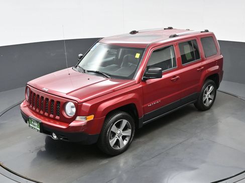 Used 2016 Jeep Patriot High Altitude AWD/4WD image 31