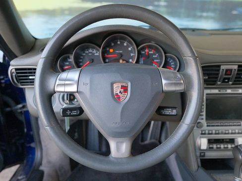 Used 2006 Porsche 911 Carrera RWD image 14