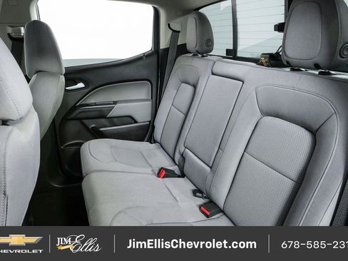 Used 2016 Chevrolet Colorado LT w/ LT Convenience Package RWD image 17