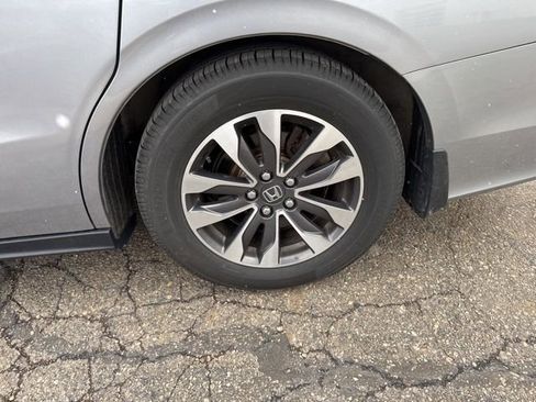 Used 2022 Honda Odyssey EX-L image 4