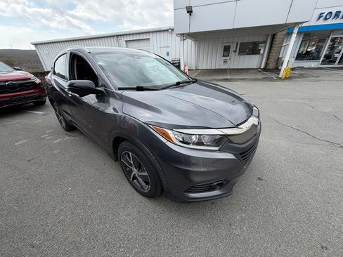 Used 2021 Honda HR-V EX-L image 7