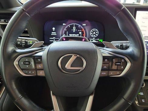 Used 2024 Lexus GX 550 w/ Accessory Package (31) AWD/4WD image 18
