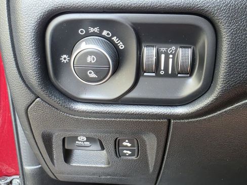 Used 2021 RAM 1500 Laramie w/ Laramie Southwest Edition AWD/4WD image 23