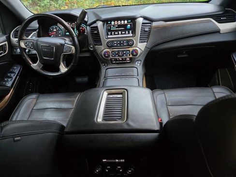 Used 2018 GMC Yukon XL Denali w/ Denali Ultimate Package image 12