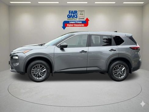 Used 2023 Nissan Rogue S AWD/4WD image 12