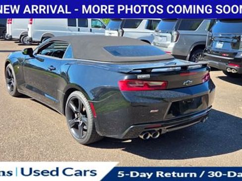 Used 2017 Chevrolet Camaro SS RWD image 7