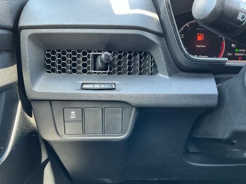 Used 2025 Honda CR-V EX image 18