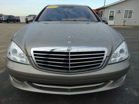 Used 2007 Mercedes-Benz S 550 4MATIC image 3