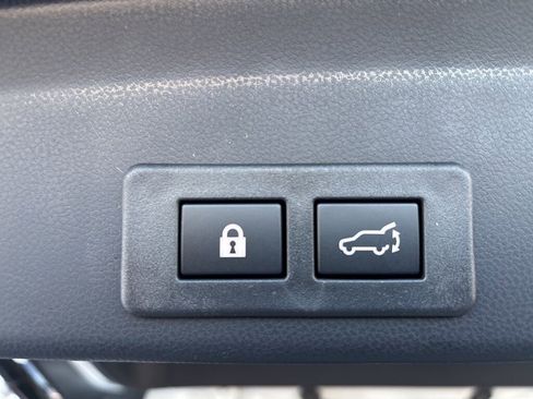 New 2026 Subaru Ascent Limited image 12