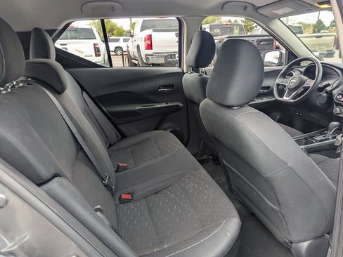 Used 2024 Nissan Kicks SV image 28